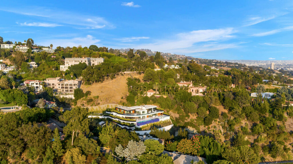Beverly Hills Dazzaling Home