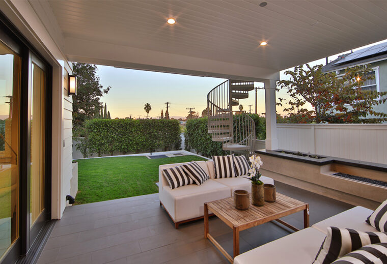 Robert Riblet-designed Home in the Manhattan Beach Hill Section » Digs.net