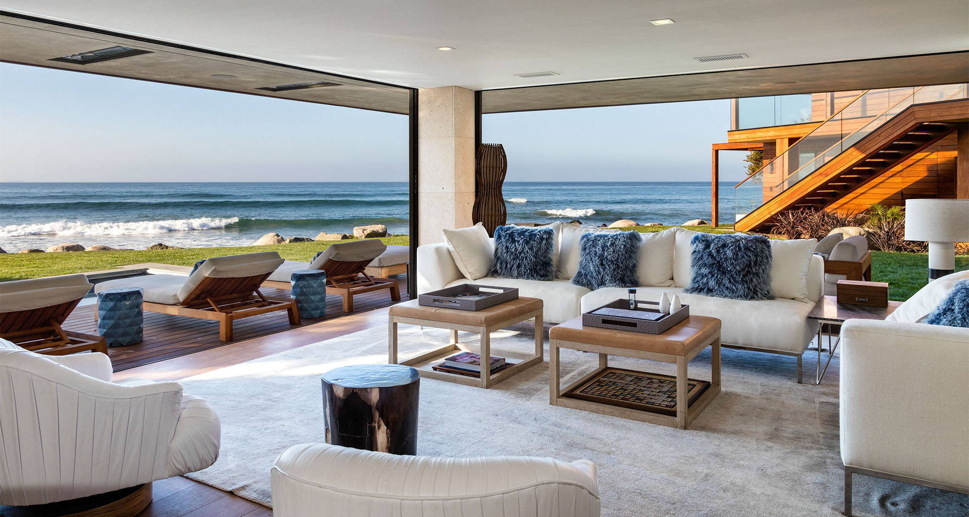 Coastal Mini-Compound a la Malibu Overhauled by Architect Doug Burdge ...