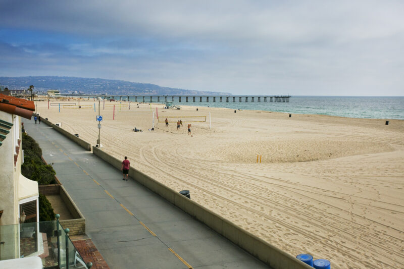 Living on the Strand Manhattan Beach