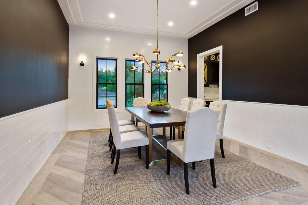 Design Trend: Black and White dining room