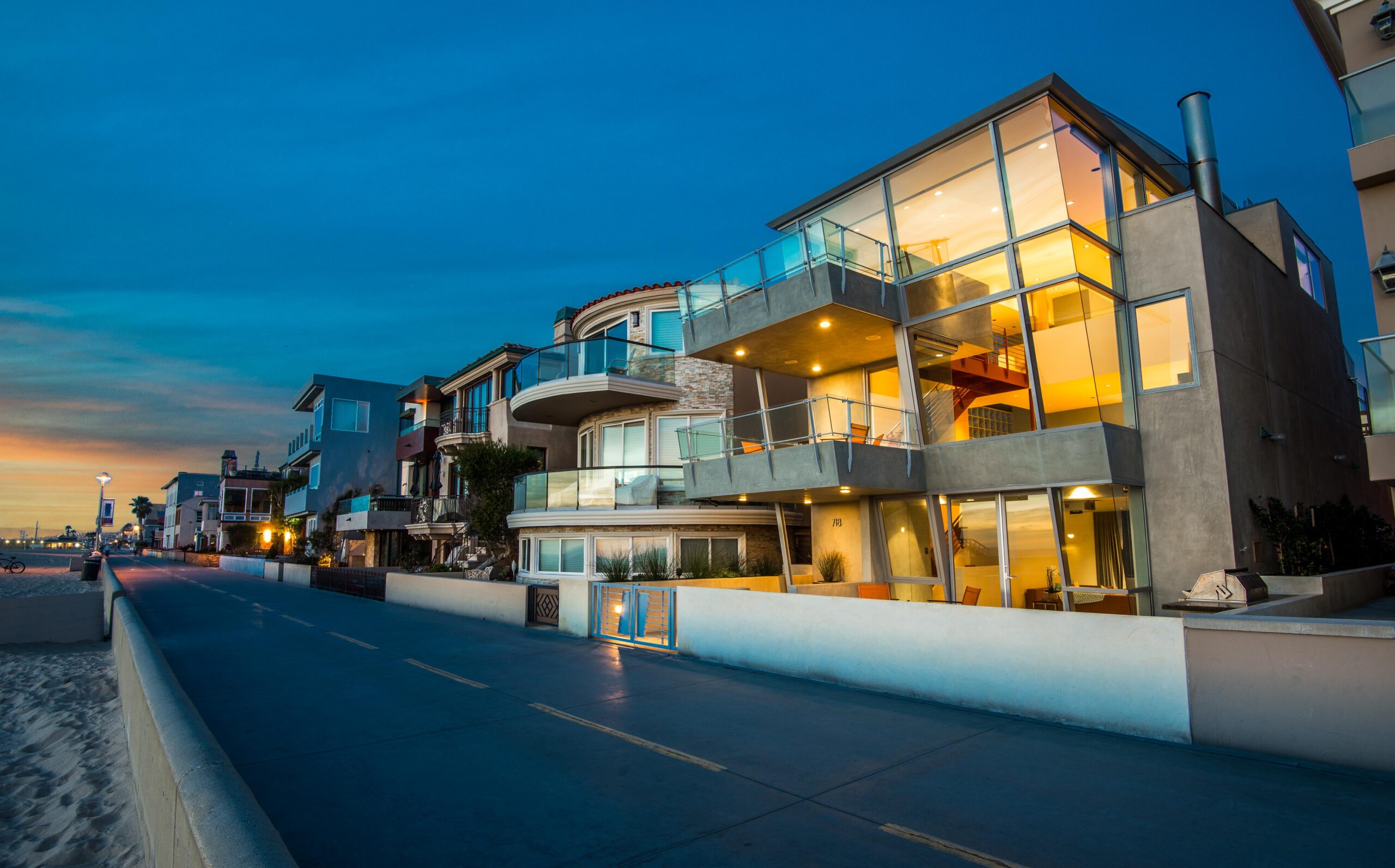 718 The Strand-2_night exterior