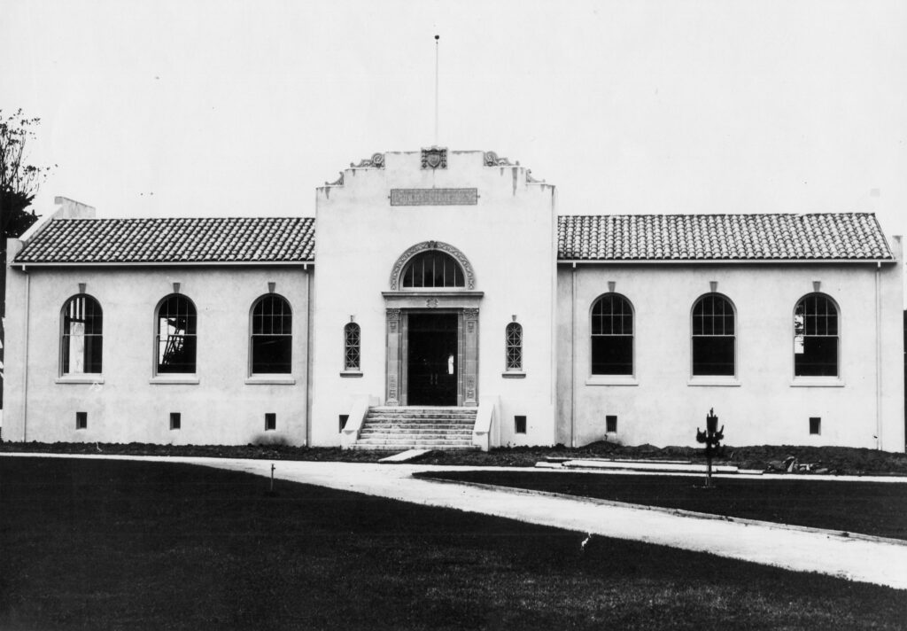 Redondo Beach Historic Library