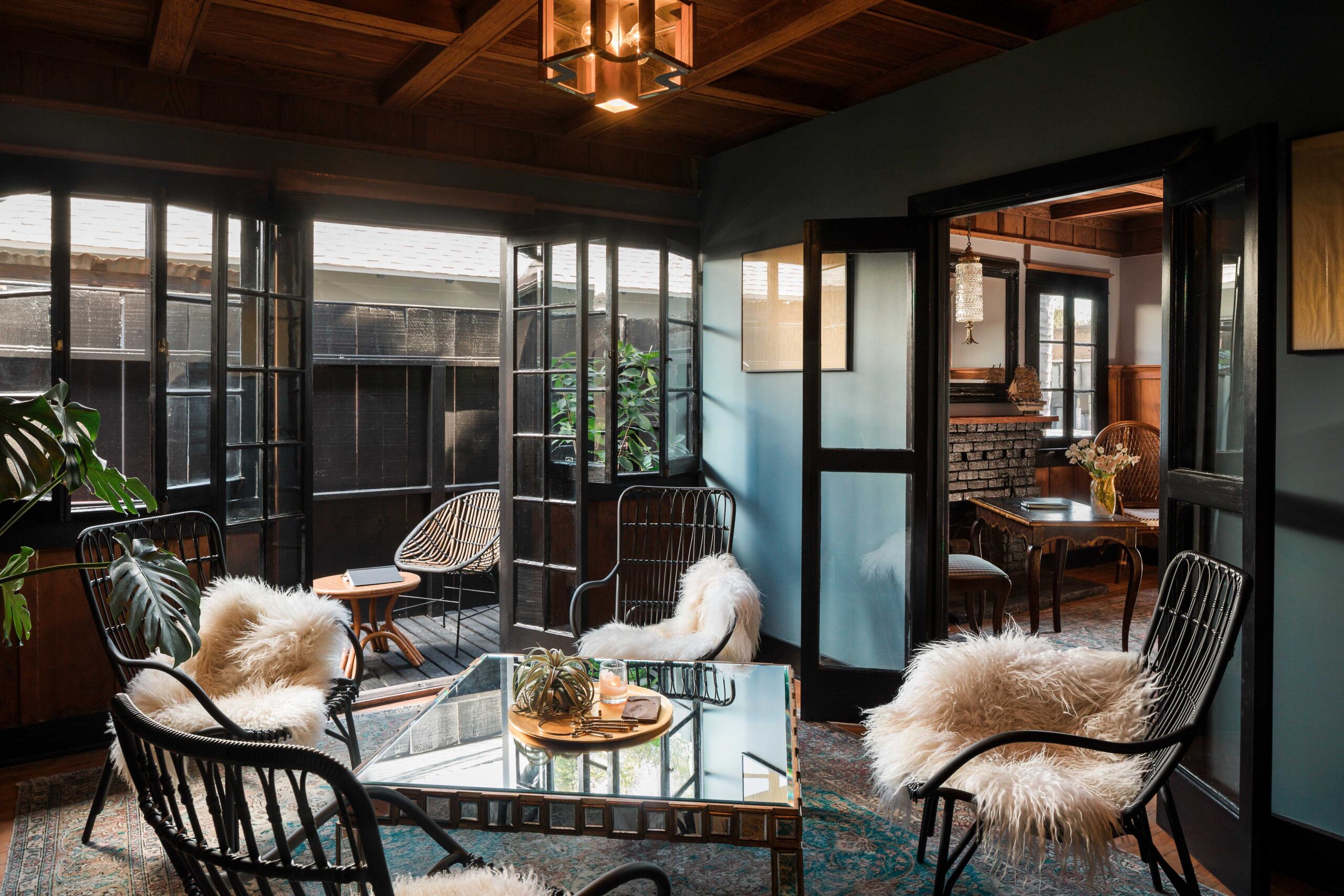 Habitas Venice Beach Clubhouse - Private Lounge - By Read McKendree_
