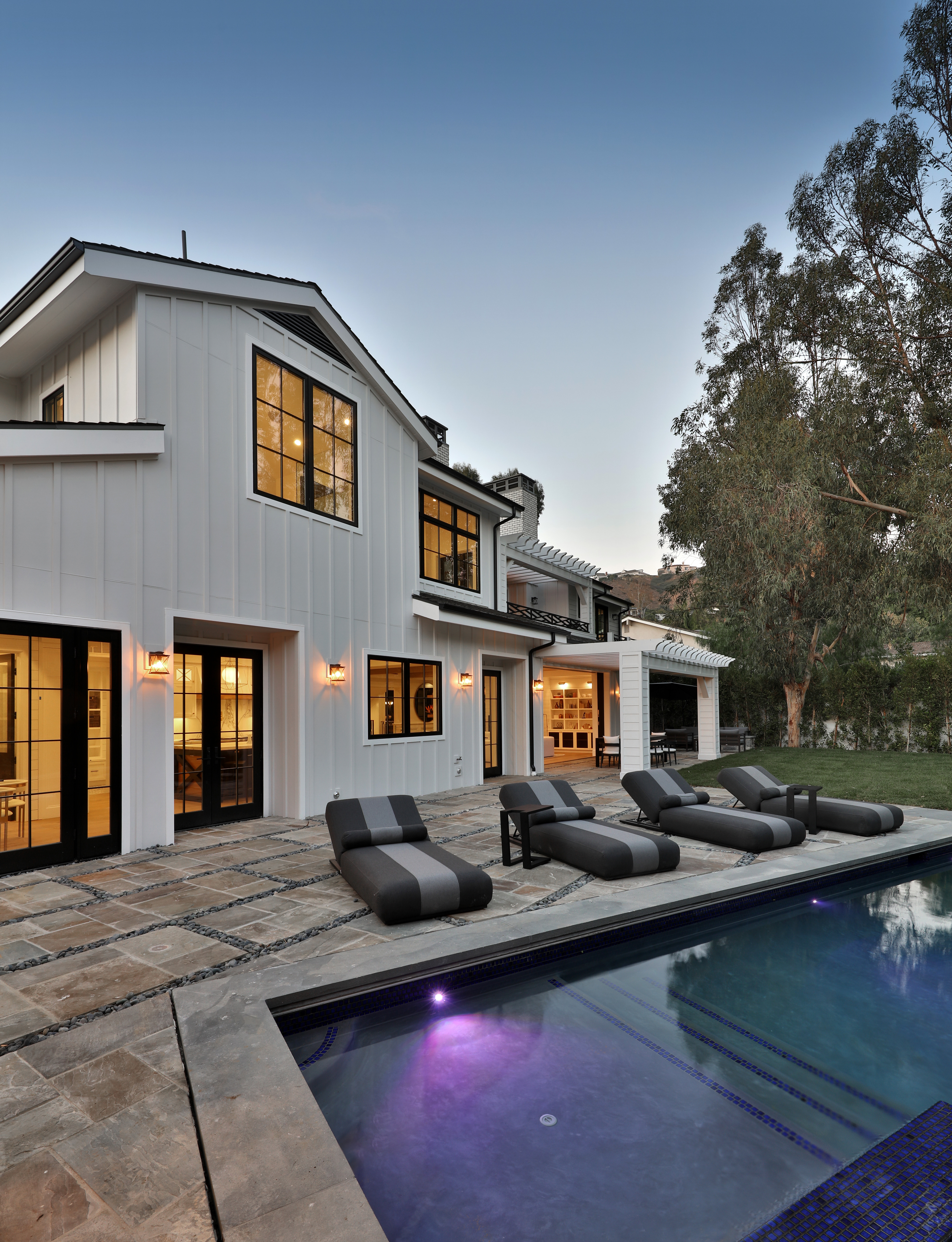 Gracious Farmhouse in Pacific Palisades » Digs.net