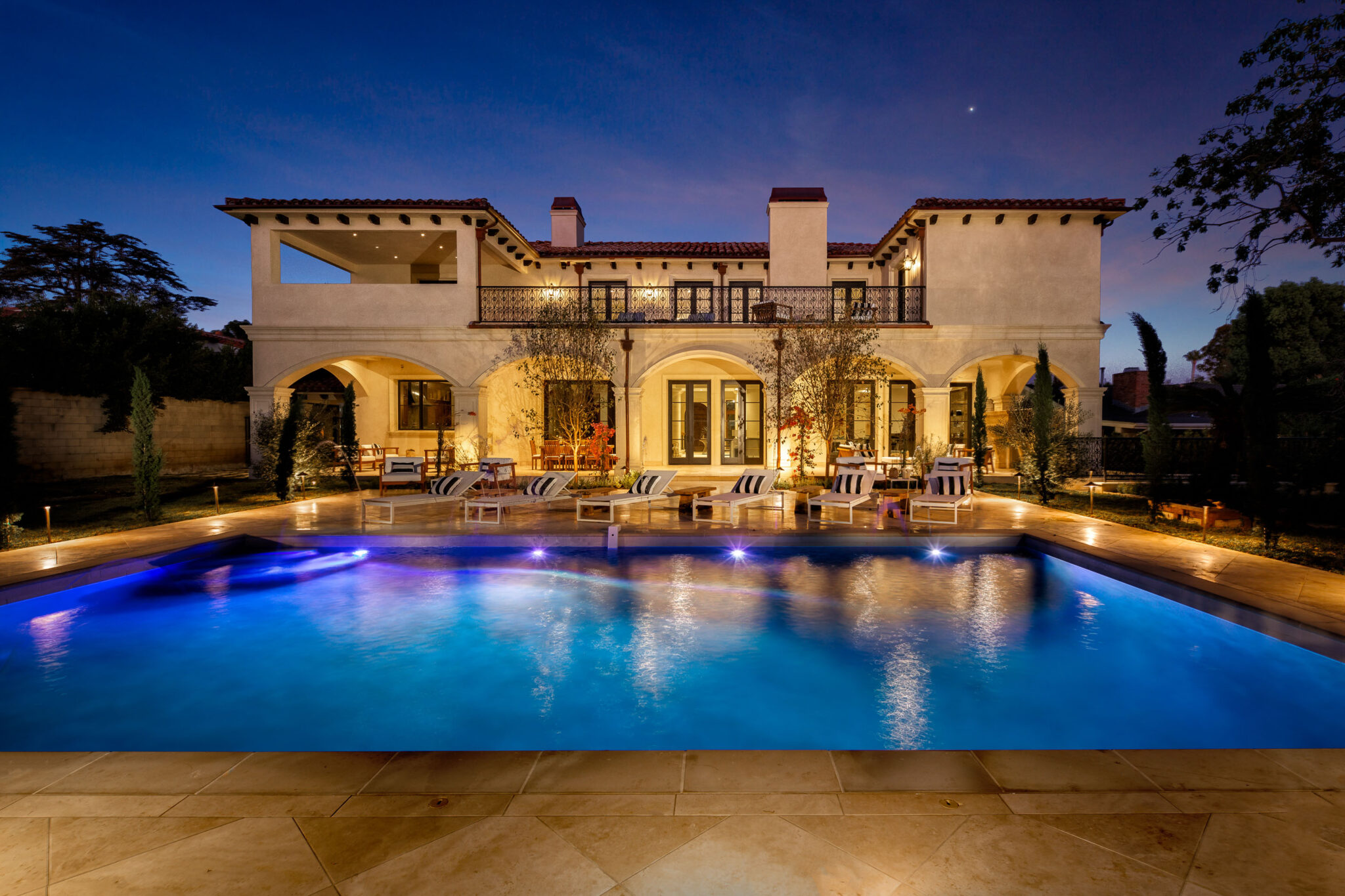 High-end Luxury Meets Modern Living in Beverly Hills Estate Offered by ...