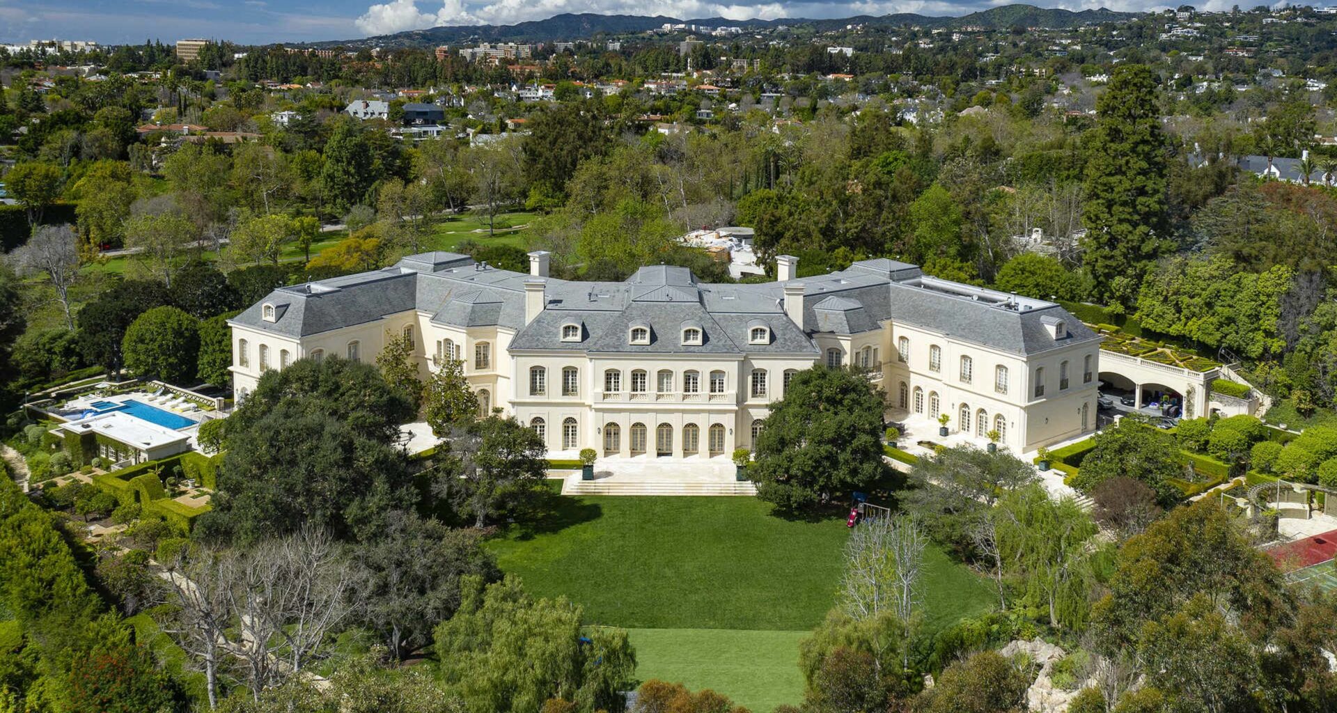 The Manor L A County Iconic Estate Digs Net