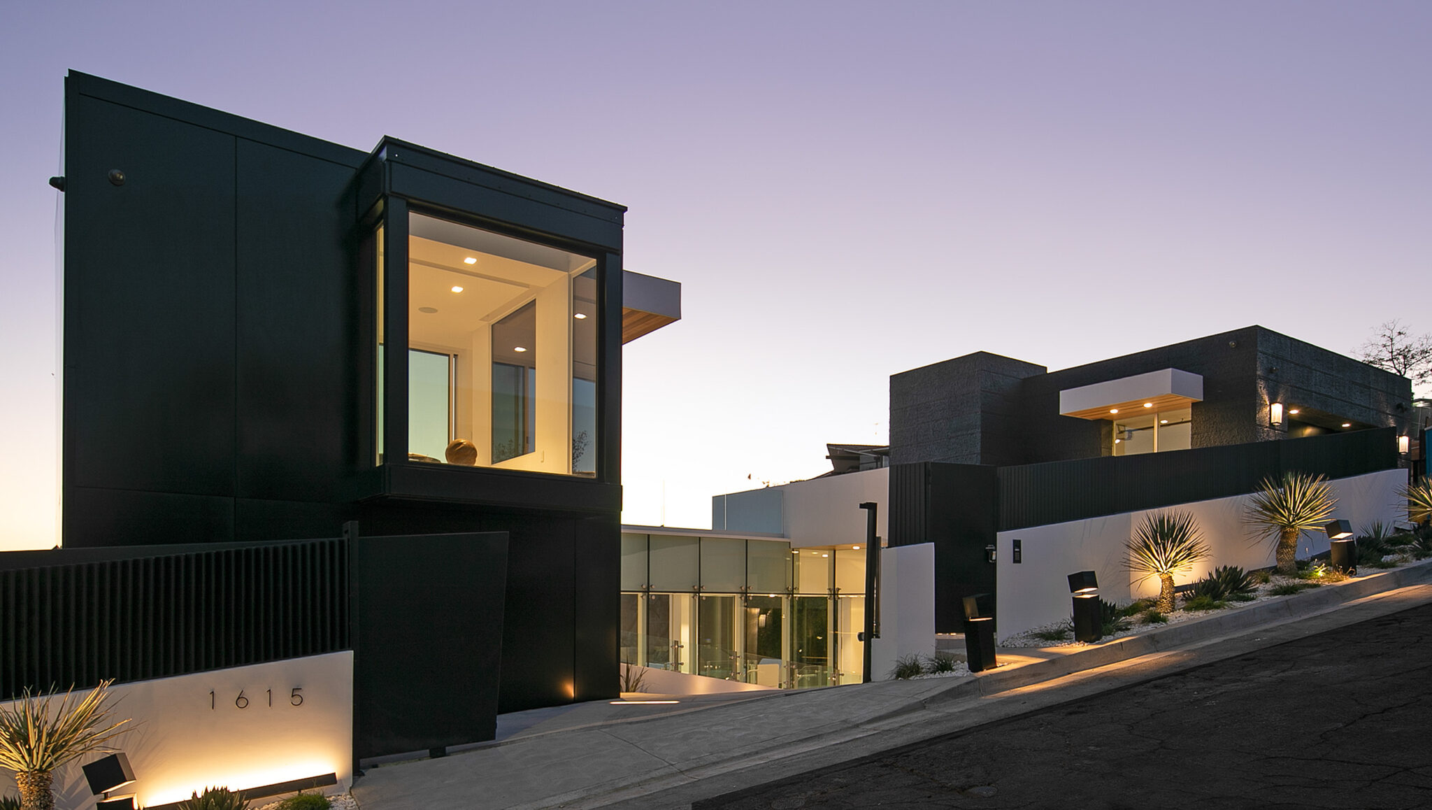 1615 Blue Jay Way Model of Perfection »