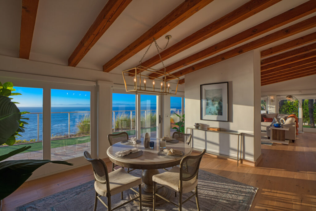 2101 Paseo Del Mar dining room view