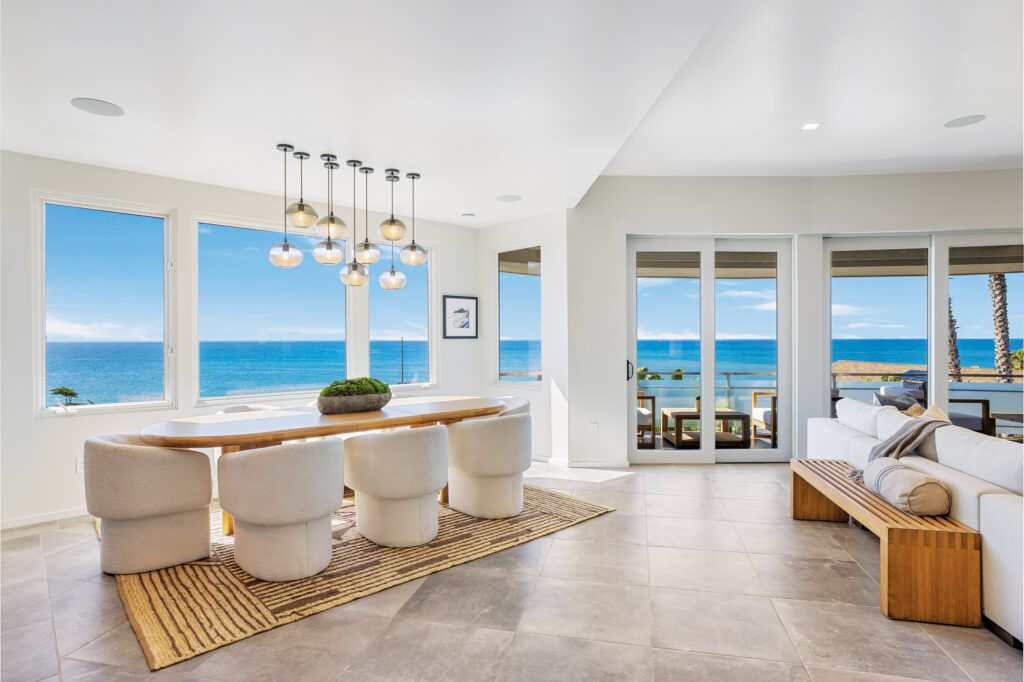 31558 Victoria Point, Malibu dining room