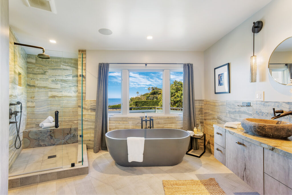 31558 Victoria Point, Malibu bathroom