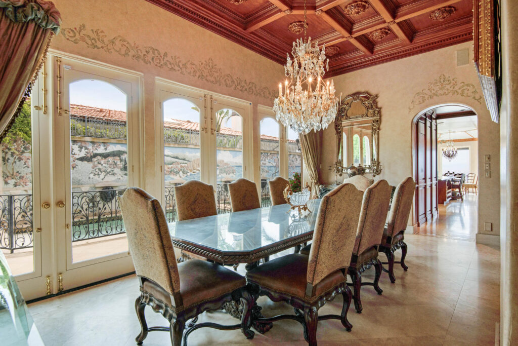 71 Marguerite Dr, Rancho Palos Verdes dining room