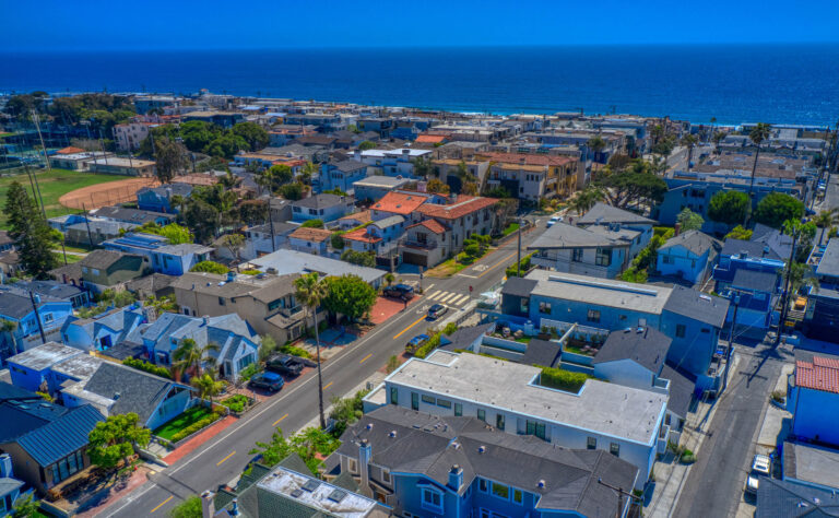 515 Marine Avenue Aerial