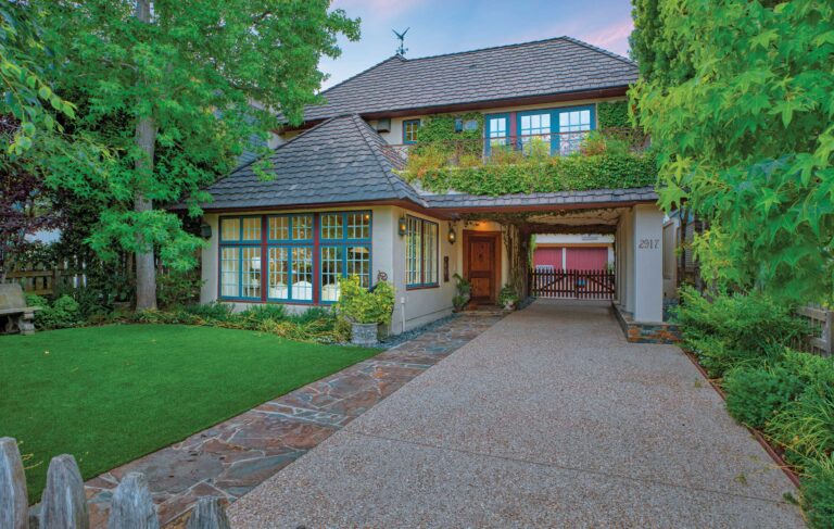 2917 N Poinsettia Front Exterior