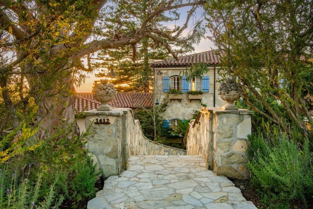 1412 Lower Paseo La Cresta front gate