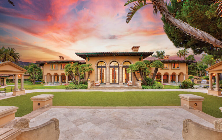 1129 Via Mirabel driveway