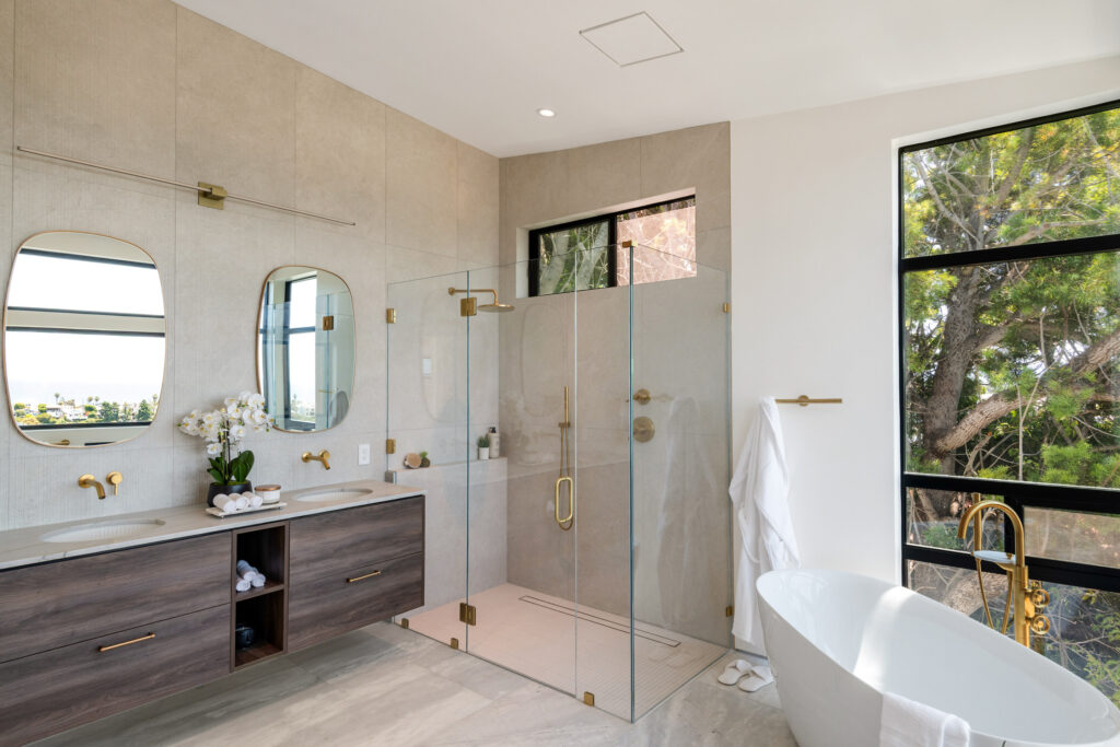 740 24th Place Hermosa Beach master bath