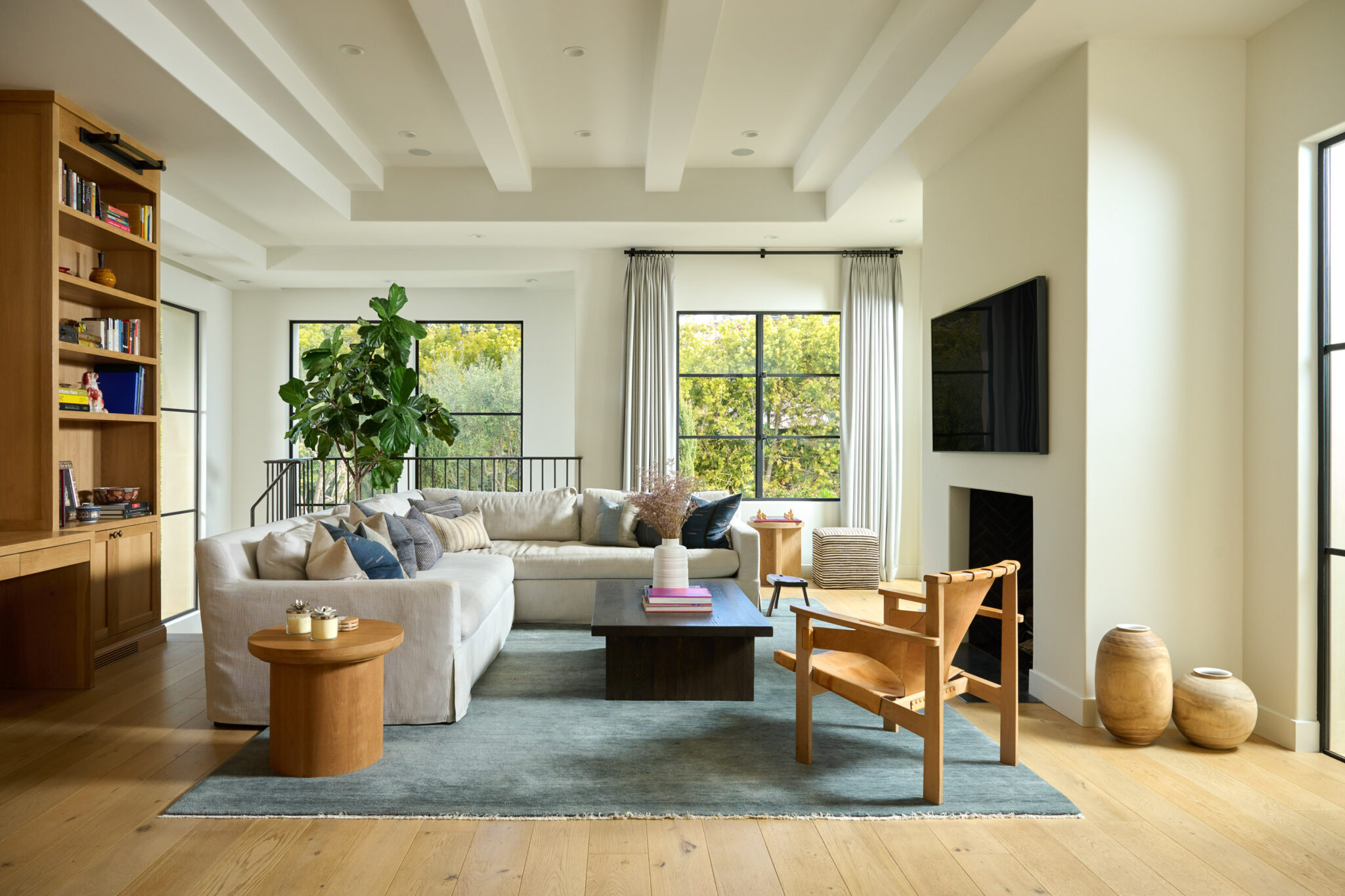 3701 Via Valmonte: Timeless European Design in Palos Verdes Estates ...