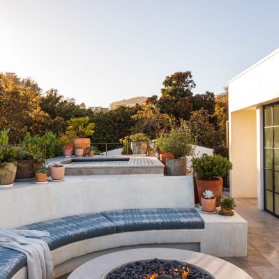 80_RBD_LaureJoilet_ModernDecoHacienda_RoofDeck