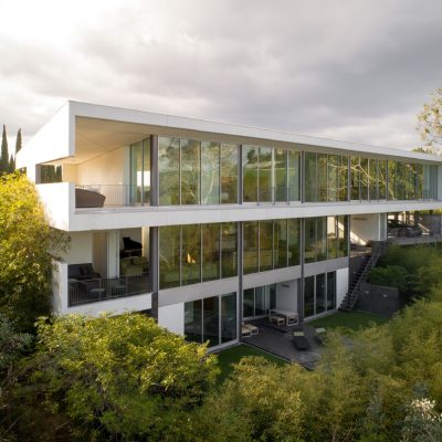 Housing Market trends in Los Angeles_exterior of home