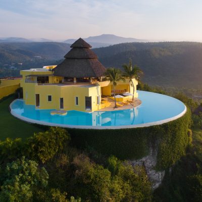 Sol Oreinte with view of infinity pool